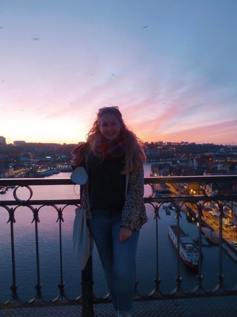 pink sky luis bridge