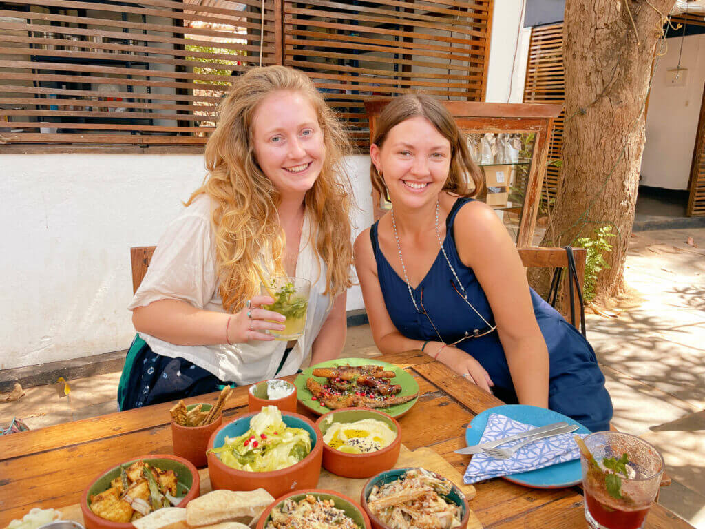 Jaali cafe patnem